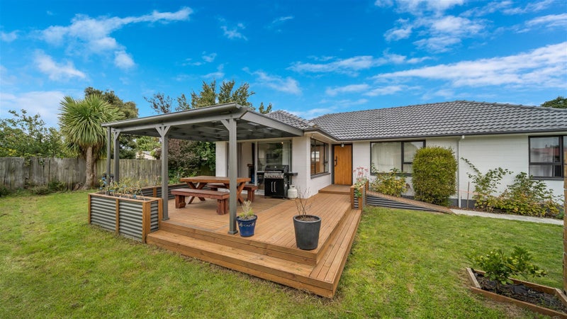 35 Avro Crescent, Hornby, Christchurch - Carousel 1