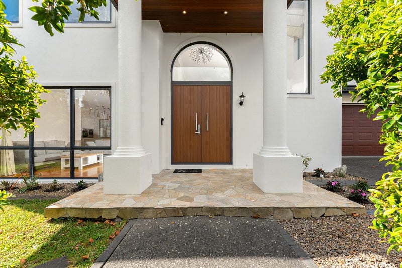 64 Harrowglen DR, Northcross, Auckland - Carousel 2