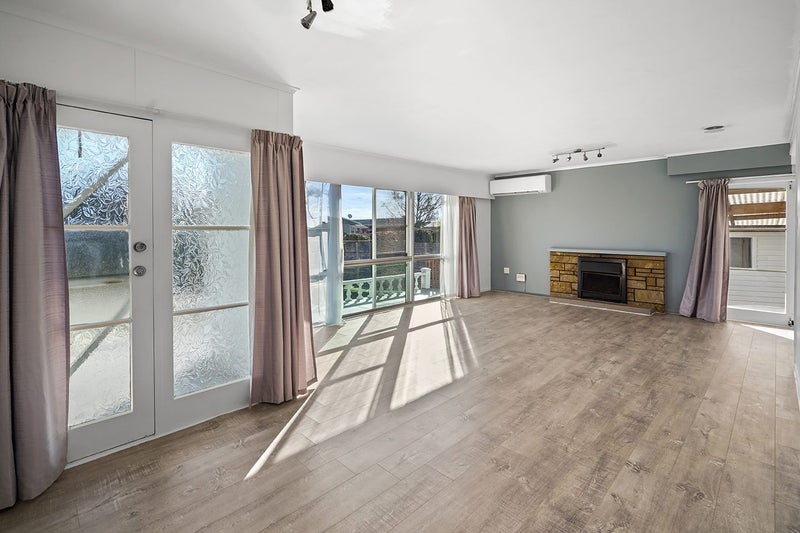 2 Rhonda Avenue, Deanwell, Hamilton - Carousel 2