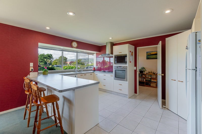 8 San Vito Place, Paraparaumu Beach, Paraparaumu - Carousel 2