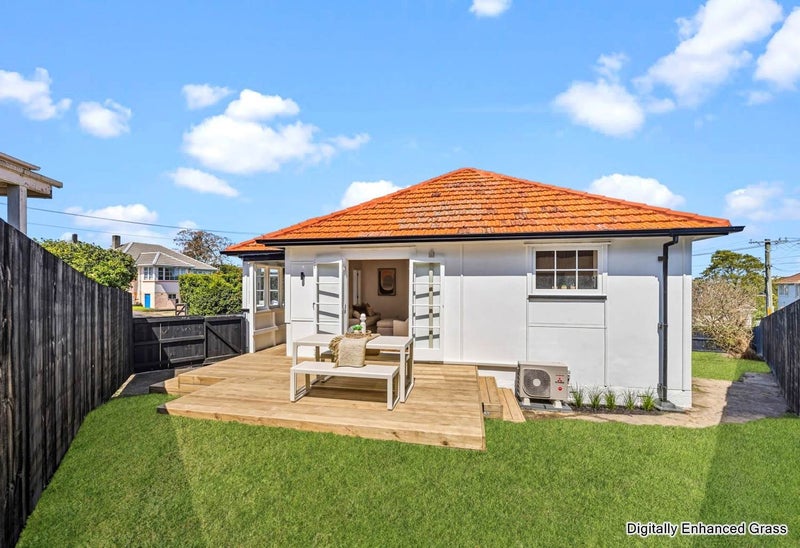 2 Thomson Street, Wesley, Auckland - Carousel 2