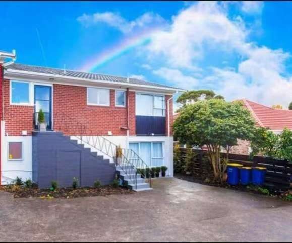 2/40 Miro Street, New Lynn, Auckland - Carousel 1