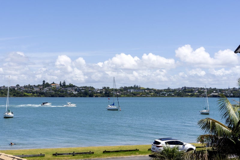 2/17 The Parade, Bucklands Beach, Auckland - Carousel 1