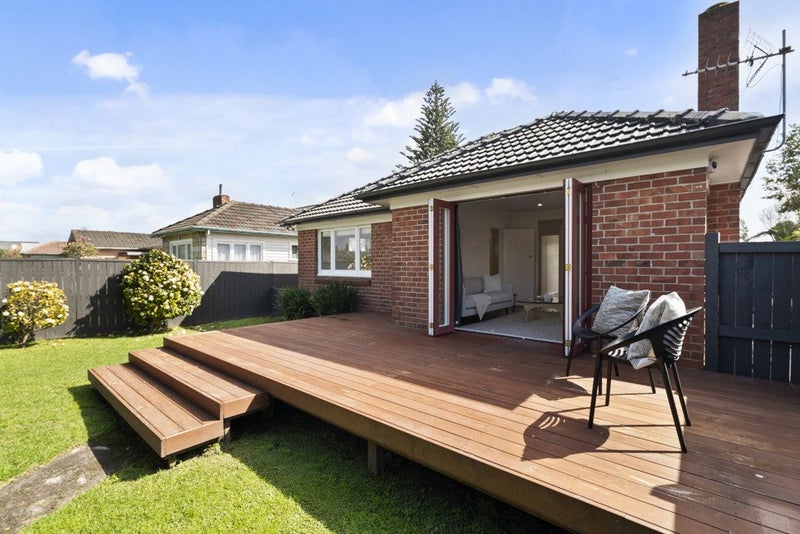23 Avondale Road, Avondale, Auckland - Carousel 2