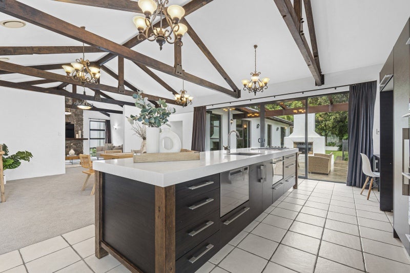 186E Heta Road, Highlands Park, New Plymouth - Carousel 2