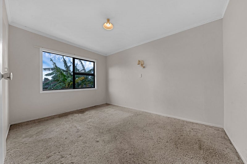 16 Lane Road, Weymouth, Auckland - Carousel 2