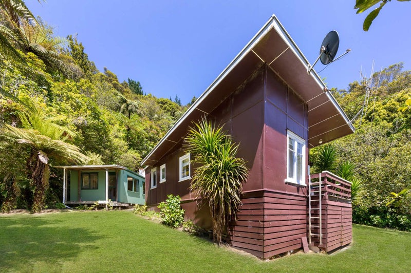 19 Tombleson Road, Rotoma - Carousel 1