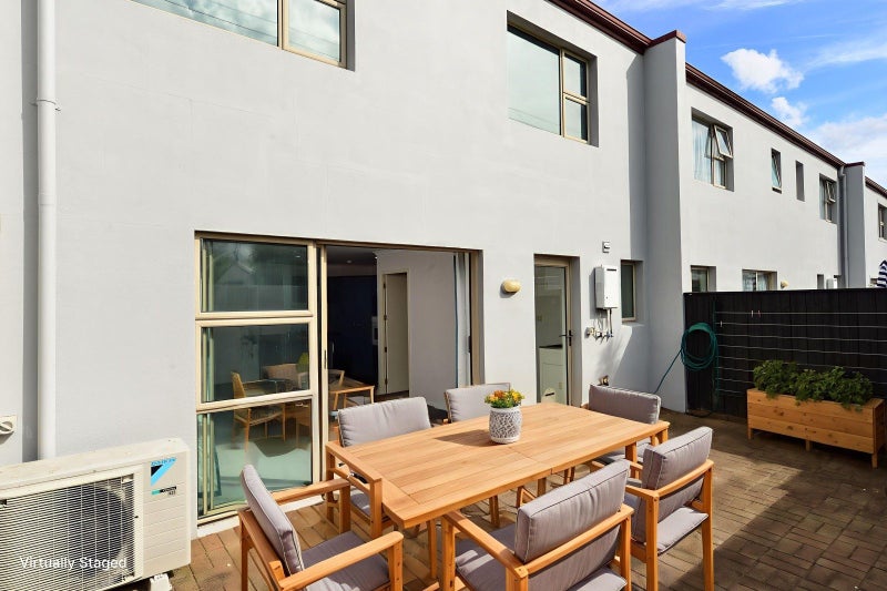 29D Claudelands Road, Hamilton East, Hamilton - Carousel 1