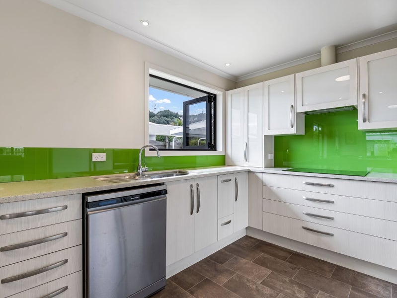 4 Sisam Place, Whakatane, Whakatane - Carousel 2