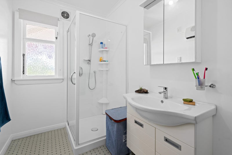 54 Baylys Road, Parkvale, Carterton - Carousel 12