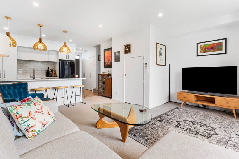 25 Gateway Avenue, Beachlands, Auckland - Carousel 2