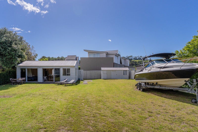 40 Hardy Place, Cooks Beach, Whitianga - Carousel 15