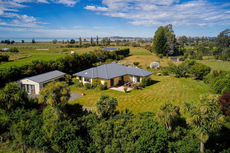 103 Harnetts Road, Kaikoura - Carousel 1