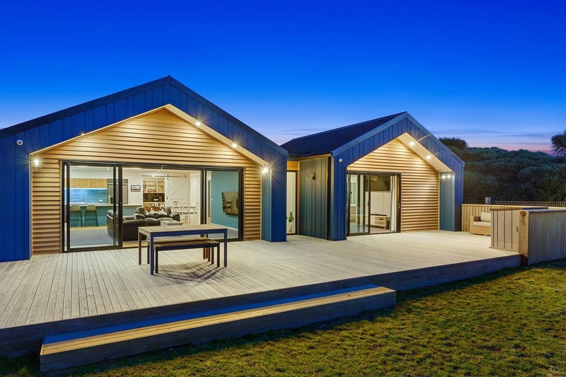 1 Arapipi Way, Peka Peka, Waikanae - Carousel 2