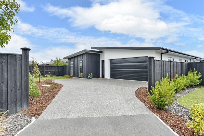 7 Kaka Place, Halswell, Christchurch - Carousel 1