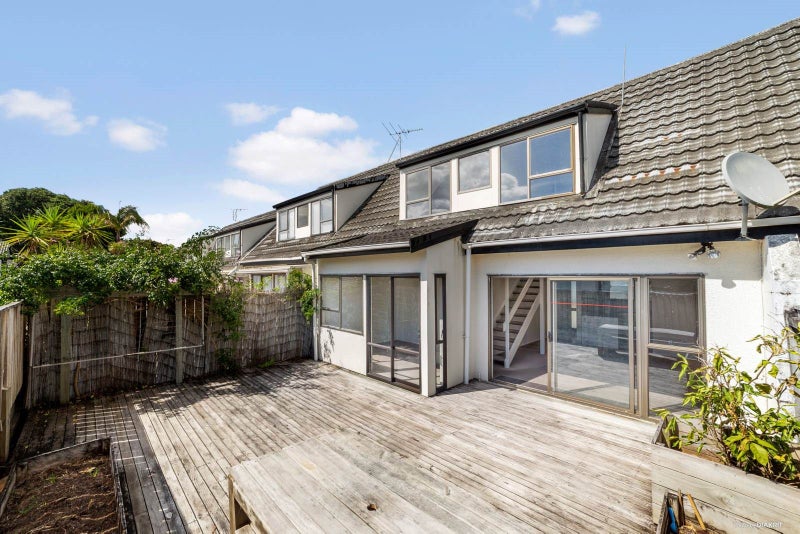 Property Valuation for 3/5 Koromiko Street, New Lynn, Auckland Trade