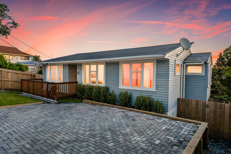 116 Carlisle Road, Browns Bay, Auckland - Carousel 1
