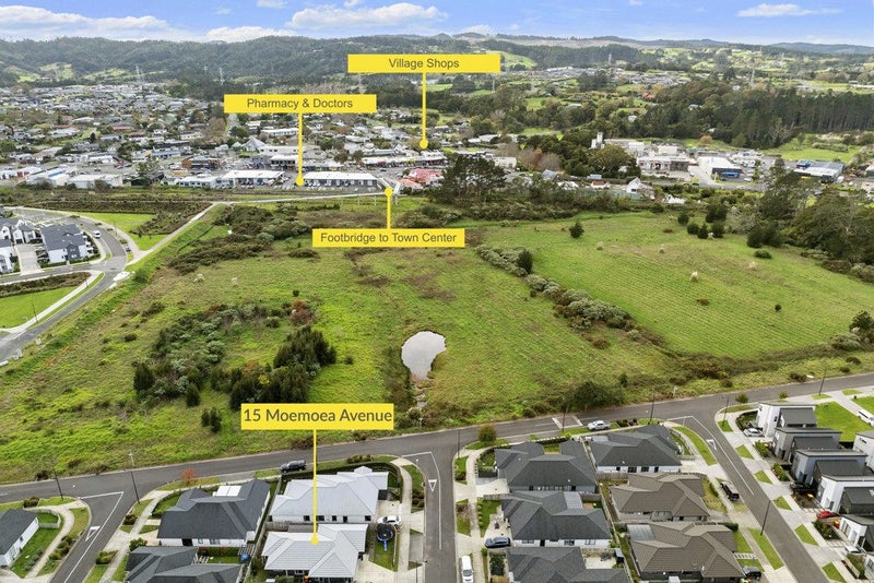 15 Moemoea Avenue, Kumeu - Carousel 24