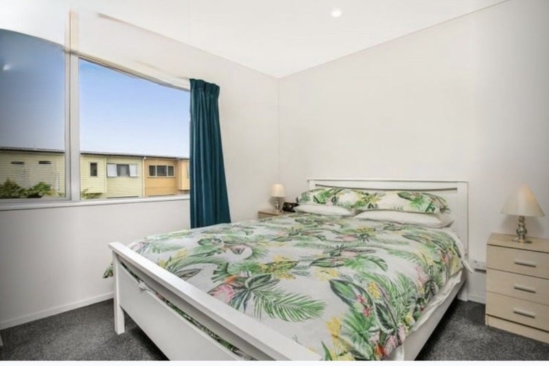 31/11 Ray Small Drive , Papakura, Papakura, Auckland - Carousel 1