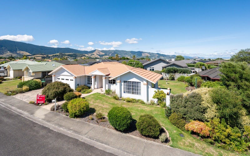 5 Rosaline Frank Street, Stoke, Nelson - Carousel 1