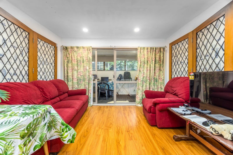 3H/2 Whitaker Place, Grafton, Auckland - Carousel 2