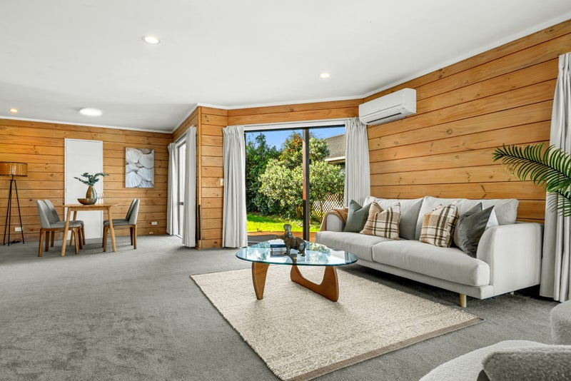 212B Norman Lesser Drive, Saint Johns, Auckland - Carousel 2