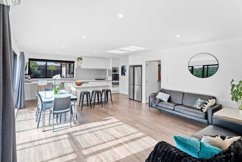 34 Bradwell Crescent, Halswell, Christchurch - Carousel 1