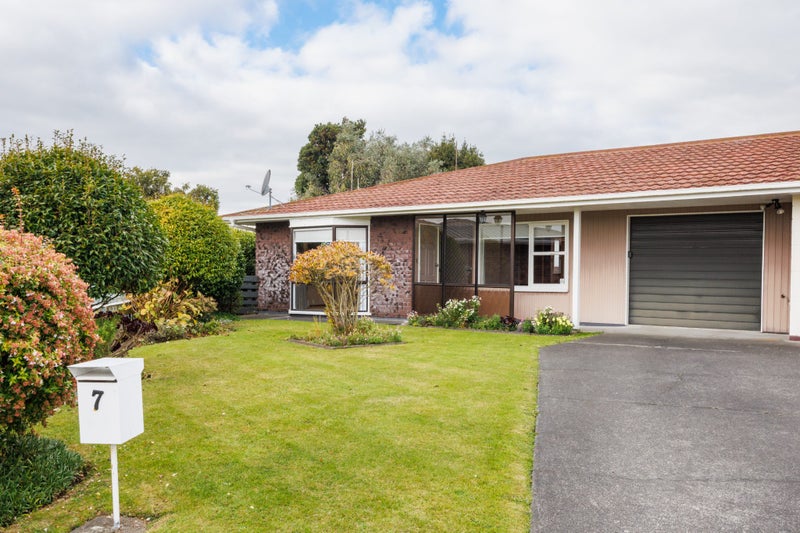 7 Helena Place, Feilding, Feilding - Carousel 1