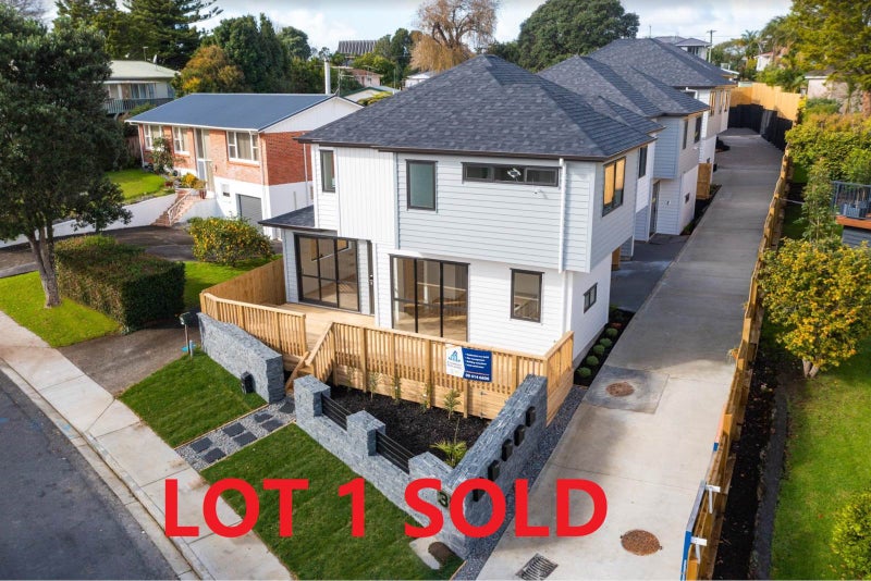 35A Noall Street, Te Atatu Peninsula, Auckland - Carousel 1