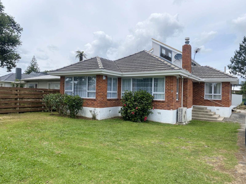 35 Pembroke Street, Papatoetoe, Manukau City, Auckland - Carousel 1