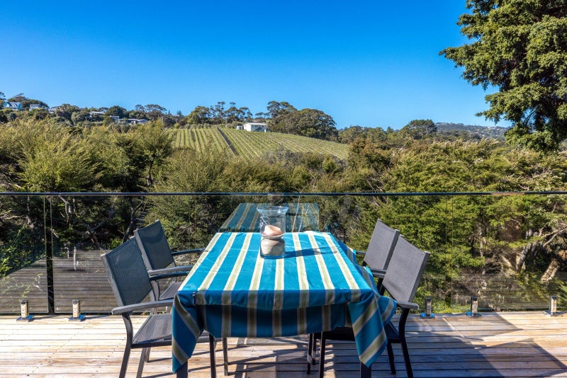 31 Causeway Road, Surfdale, Waiheke Island - Carousel 2