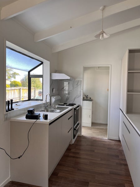 24 Freda Place, Favona, Manukau City, Auckland - Carousel 2