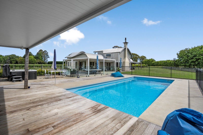 42 Loop Line, Masterton, Masterton, Wellington - Carousel 23