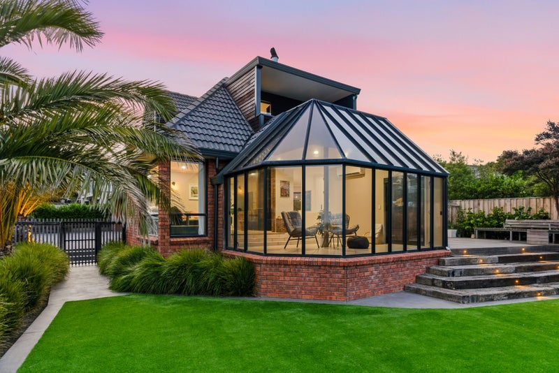 7 Smugglers Cove, Scarborough, Christchurch - Carousel 47