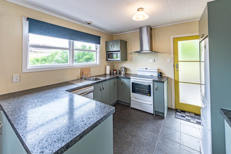 6 Patete Place, Tawhero, Whanganui - Carousel 2