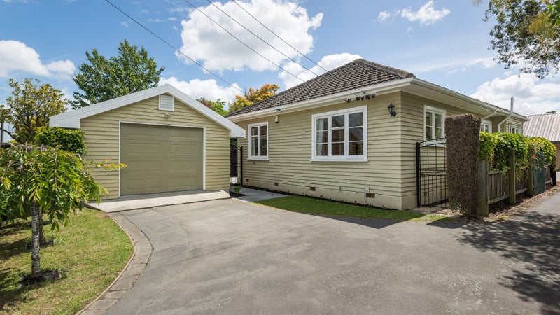 1/193 Weston Road, St Albans, Christchurch - Carousel 1