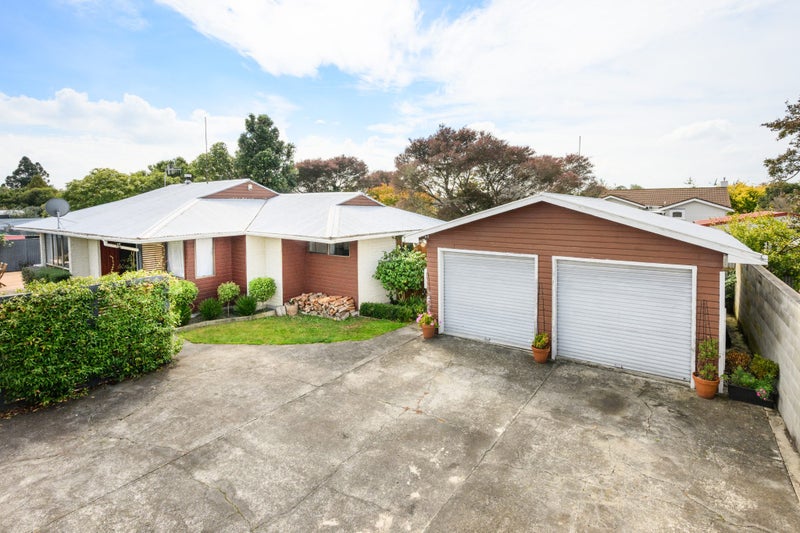83 Shamrock Street, Takaro, Palmerston North - Carousel 2