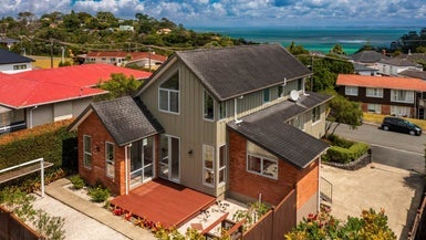 20A Stanton Terrace, Lynfield, Auckland - Carousel 1