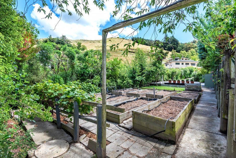 9 Mariners Cove, Cass Bay, Lyttelton - Carousel 42