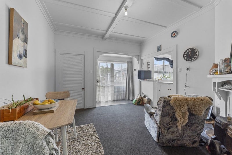 8 Holyoake Street, Whanganui East, Whanganui - Carousel 2