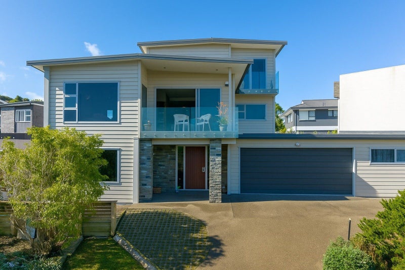 28 OBAN Road, Browns Bay, Auckland  - Carousel 2