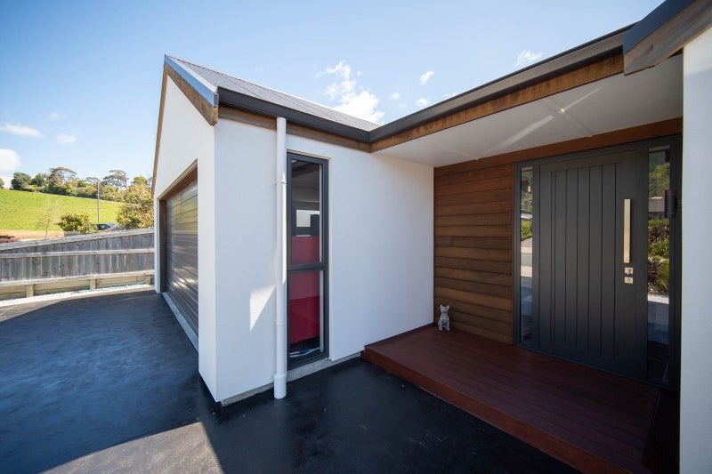 18 Sabine Drive, Richmond, Richmond - Carousel 32