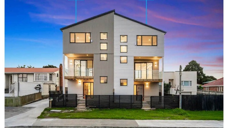 1/16 Binsted Road, New Lynn, Auckland - Carousel 1