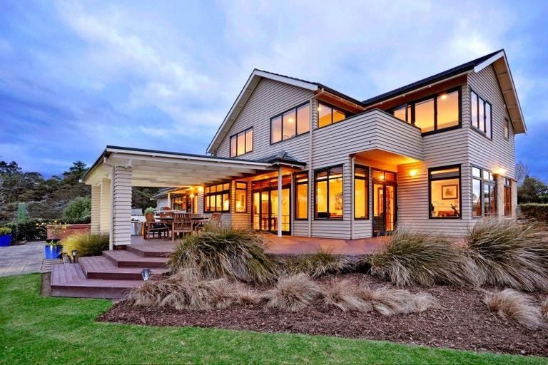 215 Green Road, Albany - Carousel 1