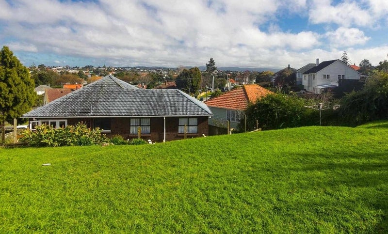 28 Aurora Avenue, Wesley, Auckland - Carousel 2