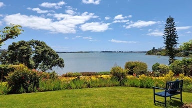 84 Bramley Drive, Farm Cove, Auckland - Carousel 1