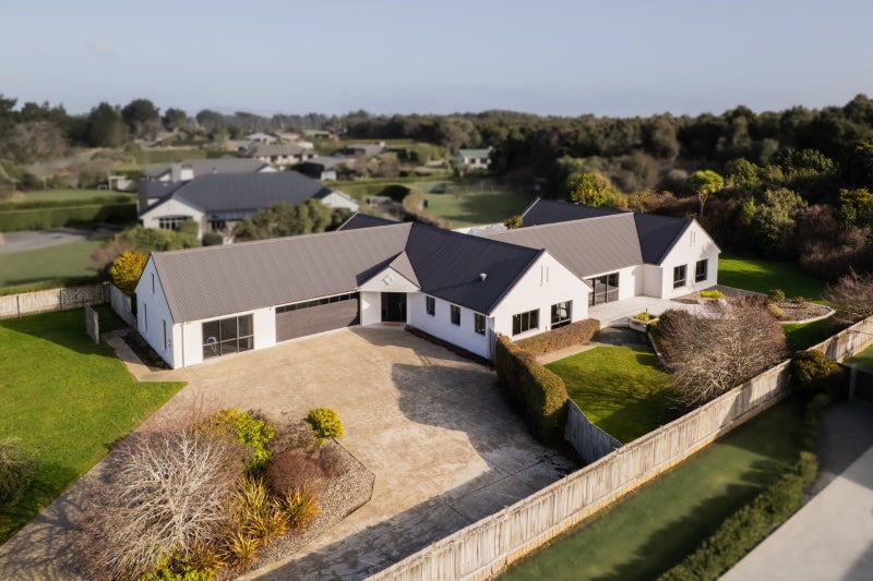 146 Oreti Road, Otatara, Invercargill - Carousel 1