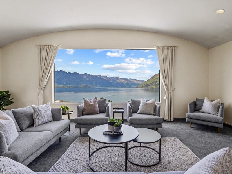 3A Strawberry Lane, Fernhill, Queenstown - Carousel 2