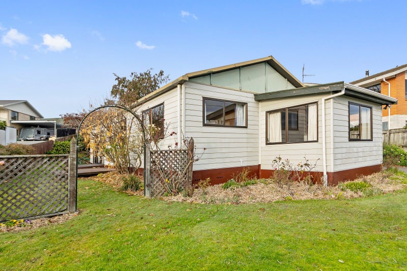 22 Macaulay Street, Gleniti, Timaru - Carousel 1