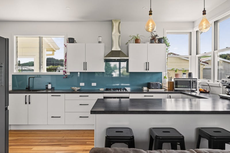 41 Gordon Street, Mangapapa, Gisborne - Carousel 2